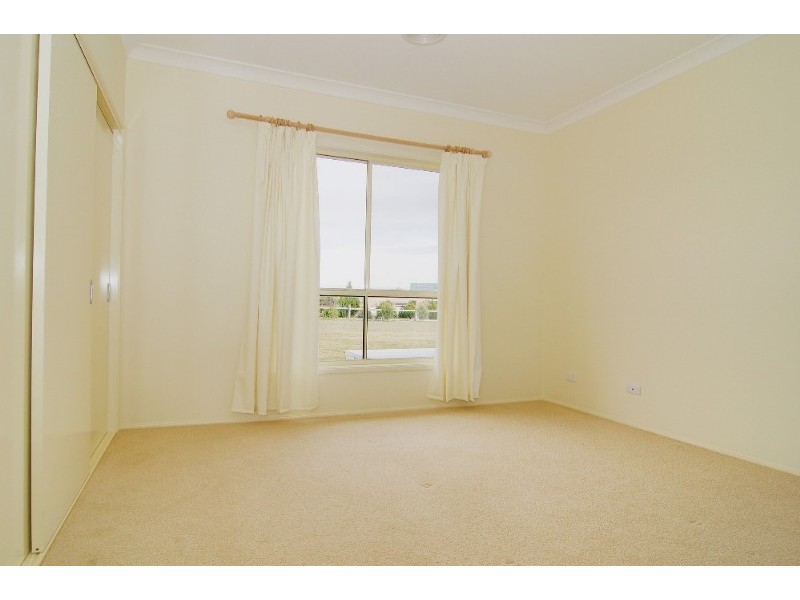 8 Ruse Street, Goulburn NSW 2580