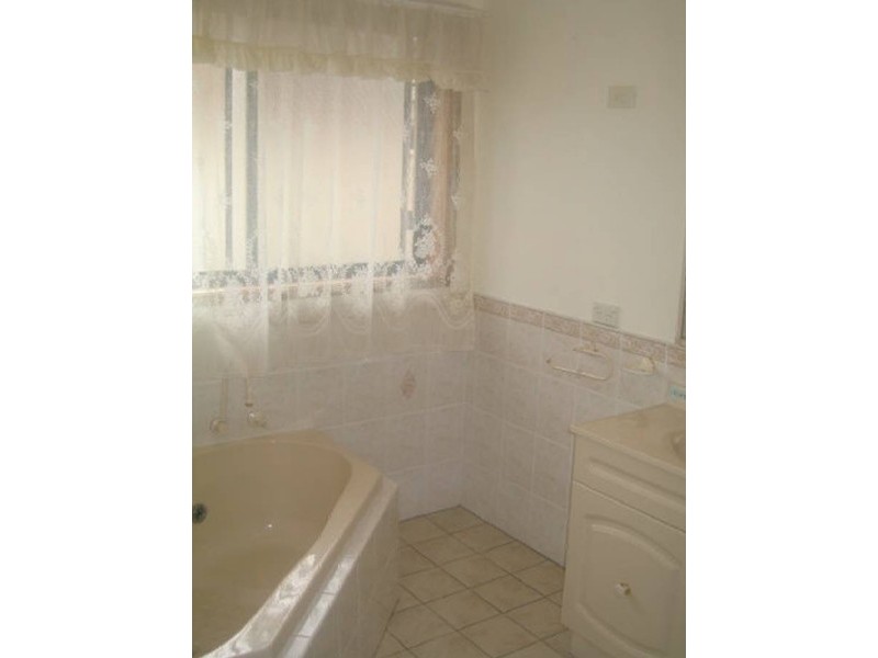 47 Chantilly Court, Goulburn NSW 2580