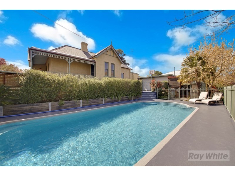 3 Victoria Parade, Goulburn NSW 2580