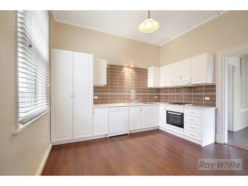 37 Emma Street, Goulburn NSW 2580