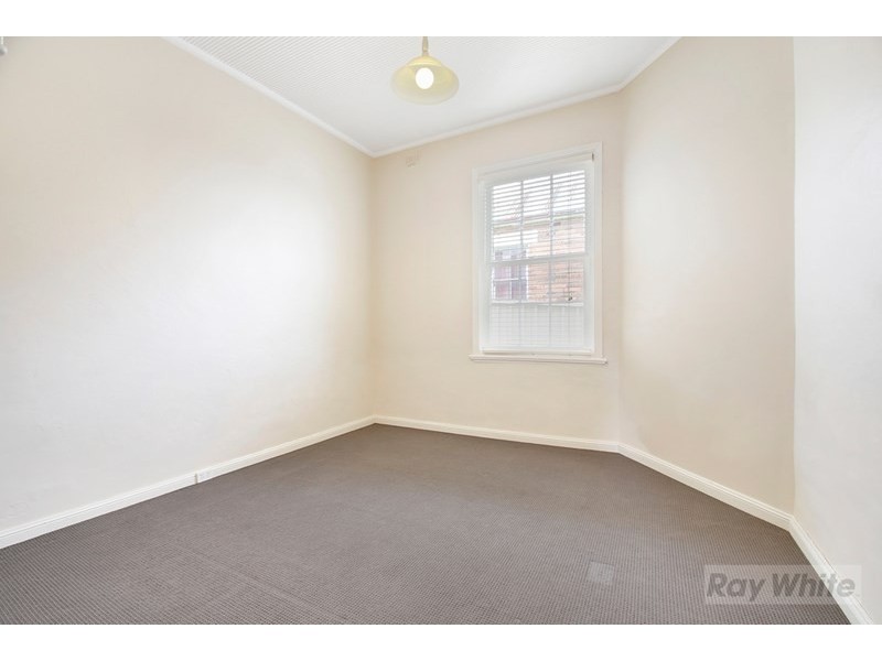 37 Emma Street, Goulburn NSW 2580