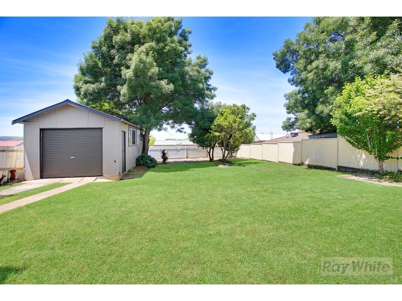 27 Robinson Street, Goulburn NSW 2580