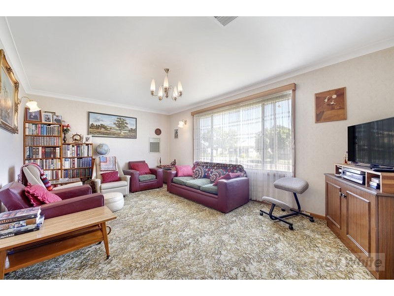 16 Ruby Street, Goulburn NSW 2580
