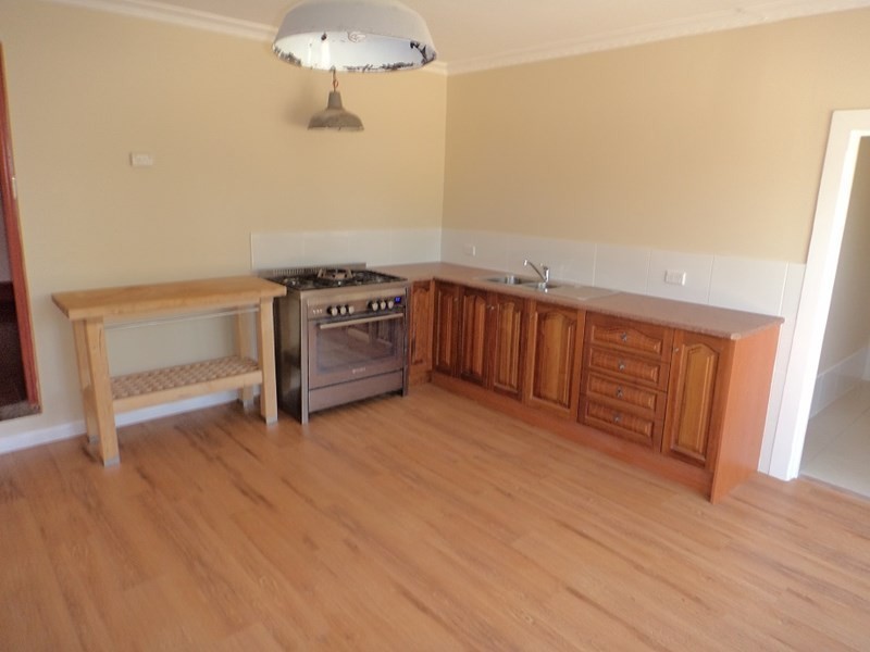 403 Auburn Street, Goulburn NSW 2580