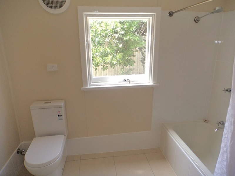 403 Auburn Street, Goulburn NSW 2580