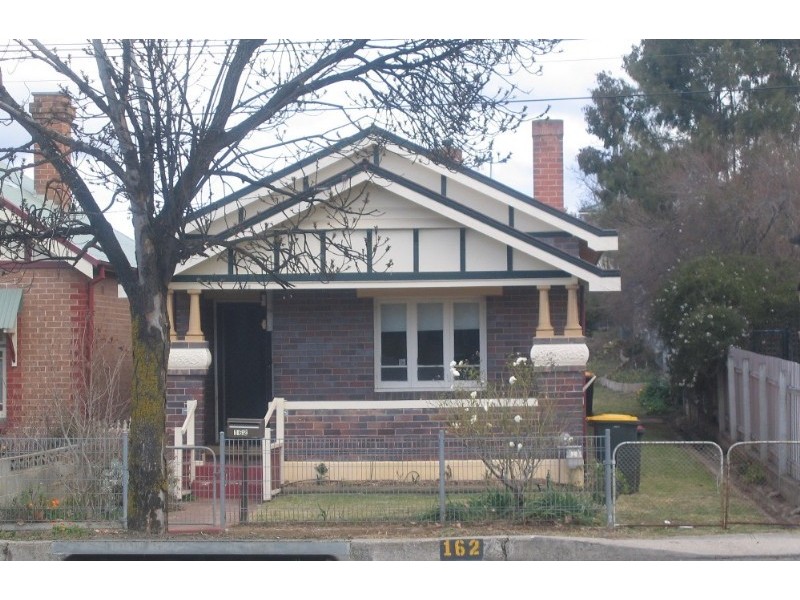 162 Clinton Street, Goulburn NSW 2580