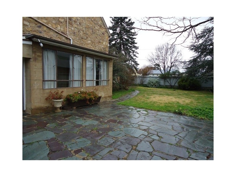 2A Chantry Street, Goulburn NSW 2580