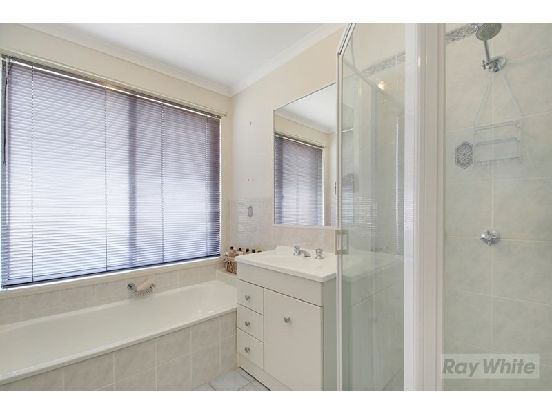 6 Joanna Place, Goulburn NSW 2580