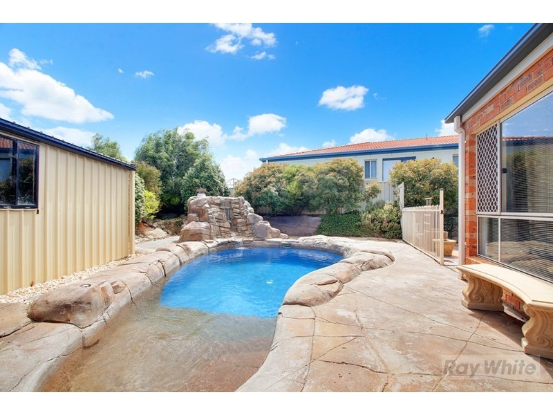 6 Joanna Place, Goulburn NSW 2580