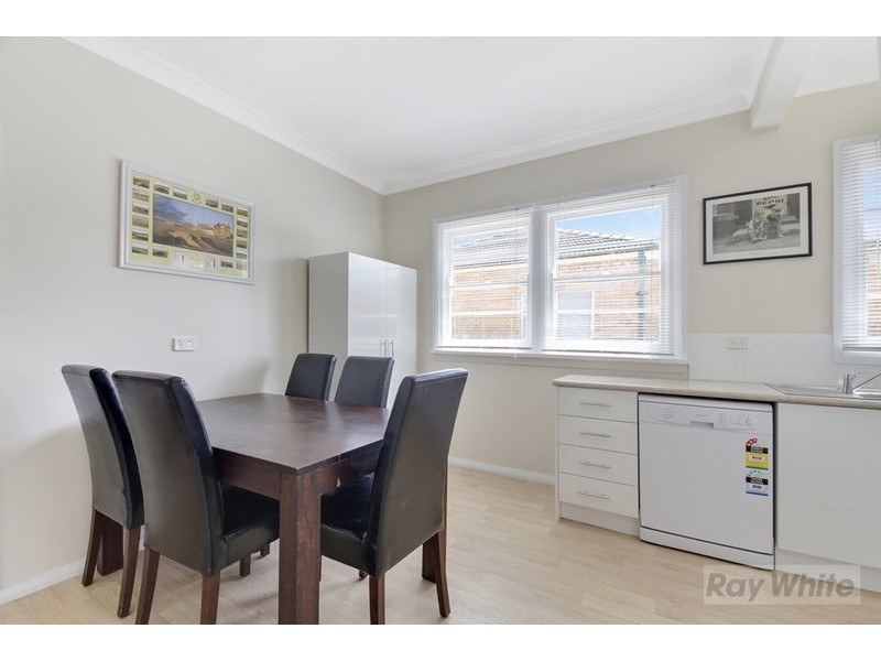 11 Robinson Street, Goulburn NSW 2580