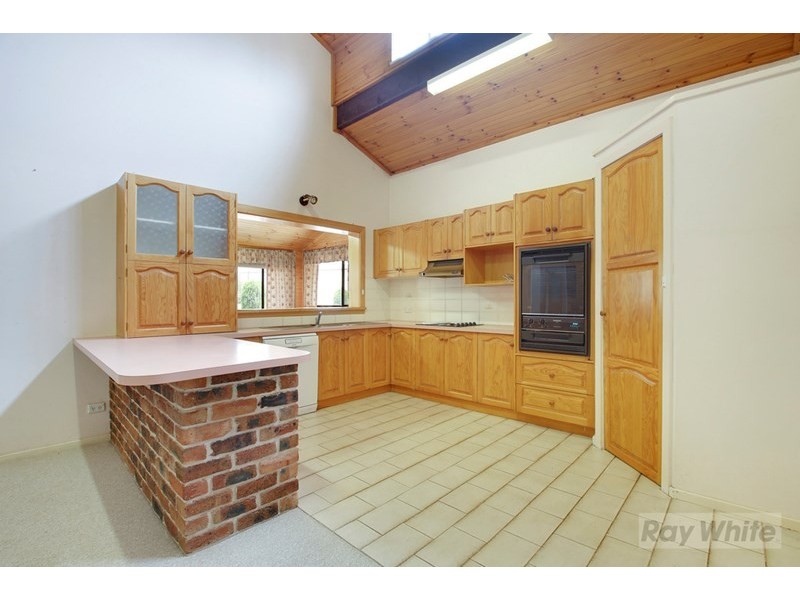 8 Kings Way, Goulburn NSW 2580