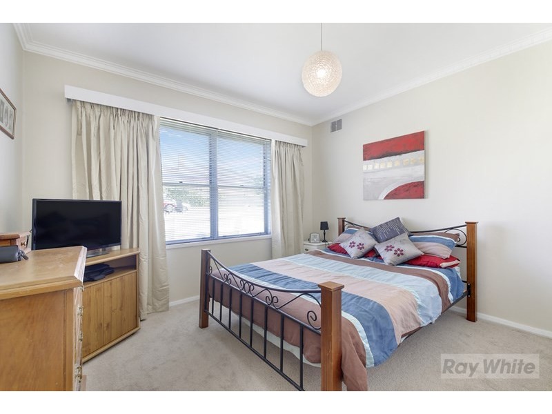 11 Robinson Street, Goulburn NSW 2580