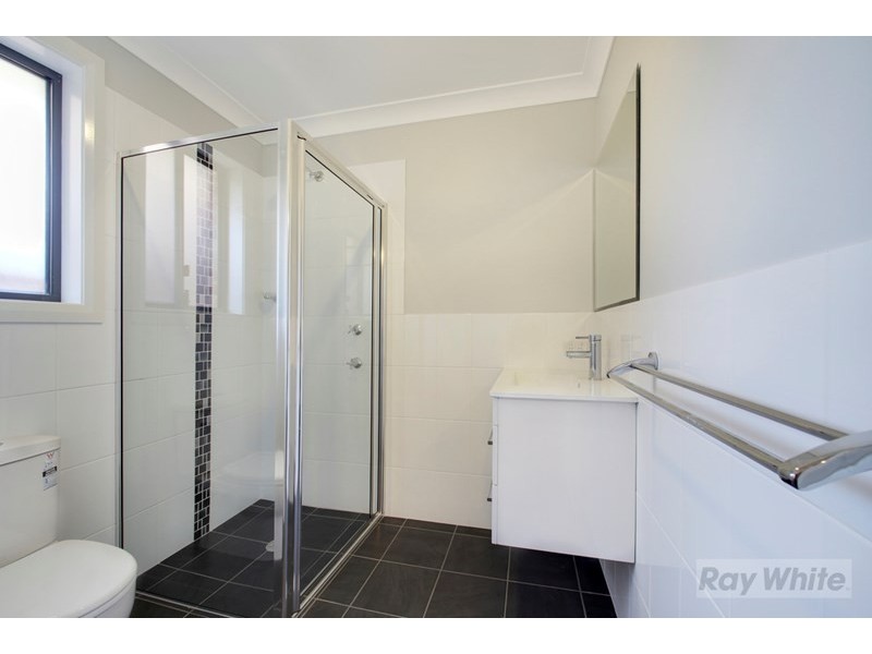 17A Mewburn Drive, Goulburn NSW 2580