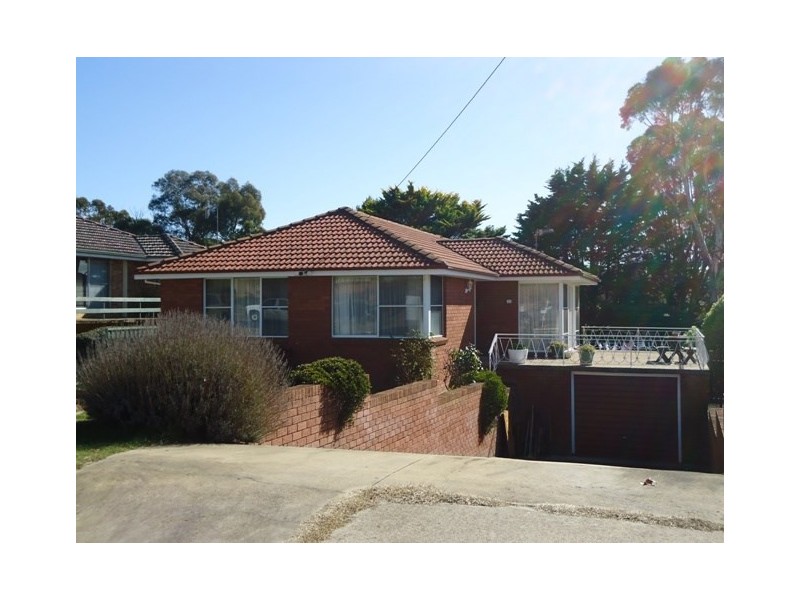 27 Hoddle Avenue, Goulburn NSW 2580