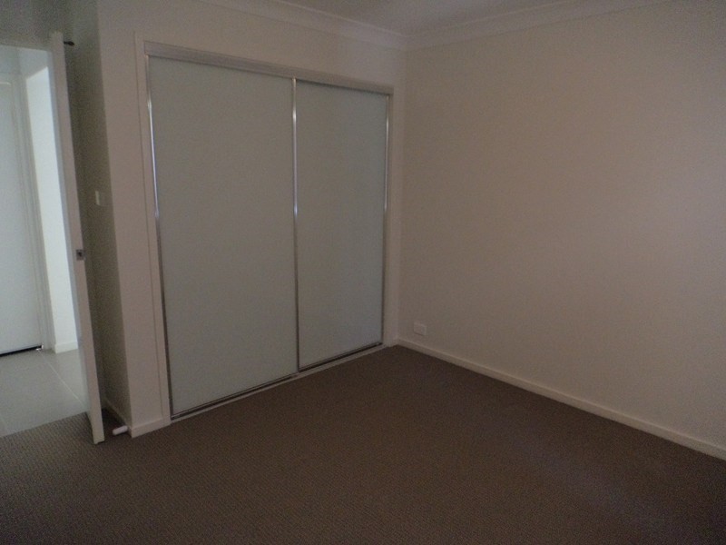 4 Walsh Drive, Goulburn NSW 2580
