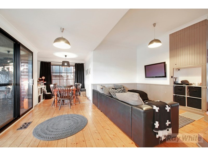 2 Victoria Parade, Goulburn NSW 2580