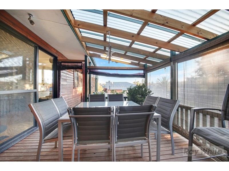 2 Victoria Parade, Goulburn NSW 2580