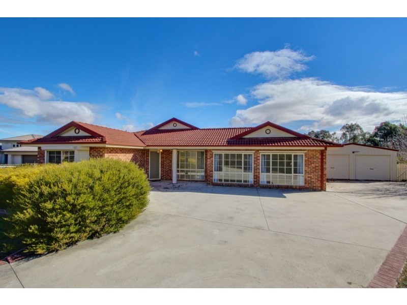 12 Oxley Crescent, Goulburn NSW 2580