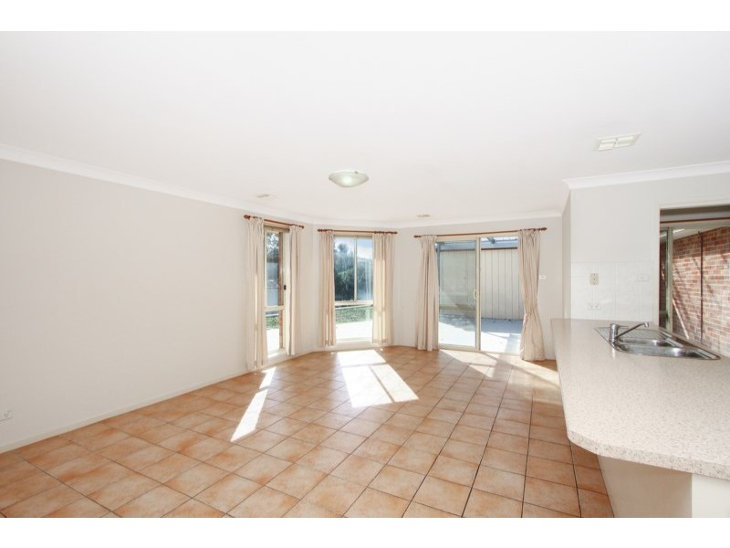 12 Oxley Crescent, Goulburn NSW 2580