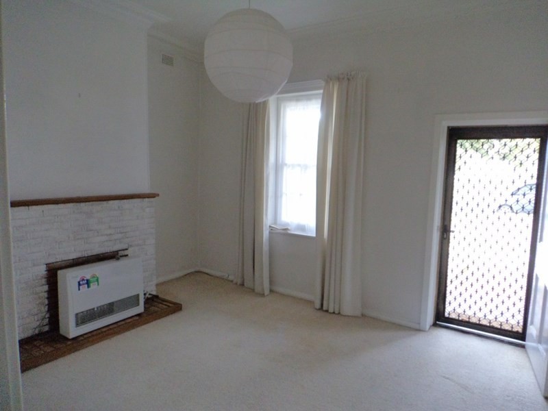 15 Mundy Street, Goulburn NSW 2580