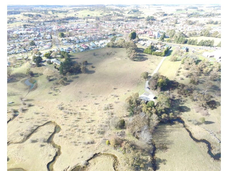 9 Kialla Road, Crookwell NSW 2583