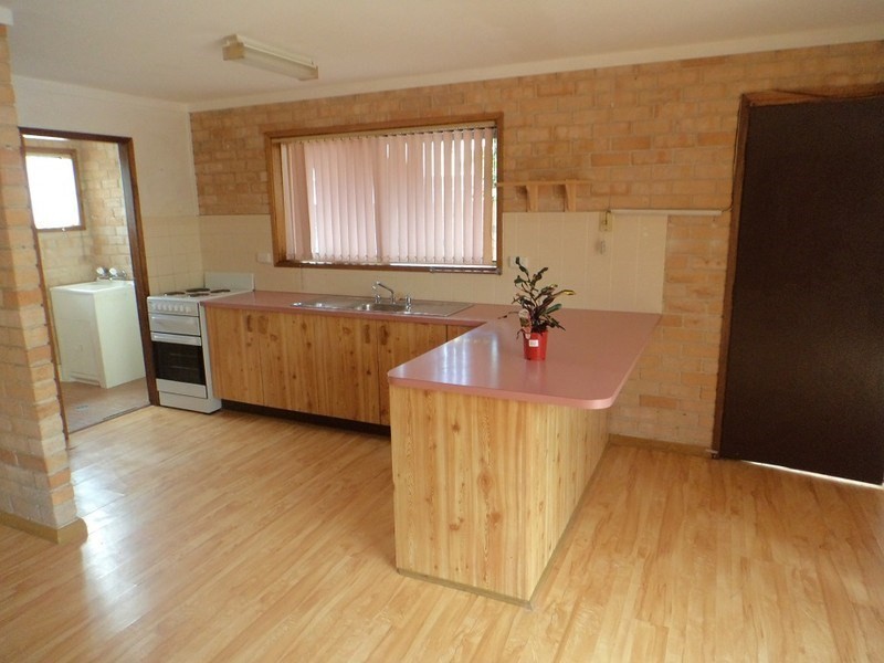 1/5 Fenwick Crescent, Goulburn NSW 2580