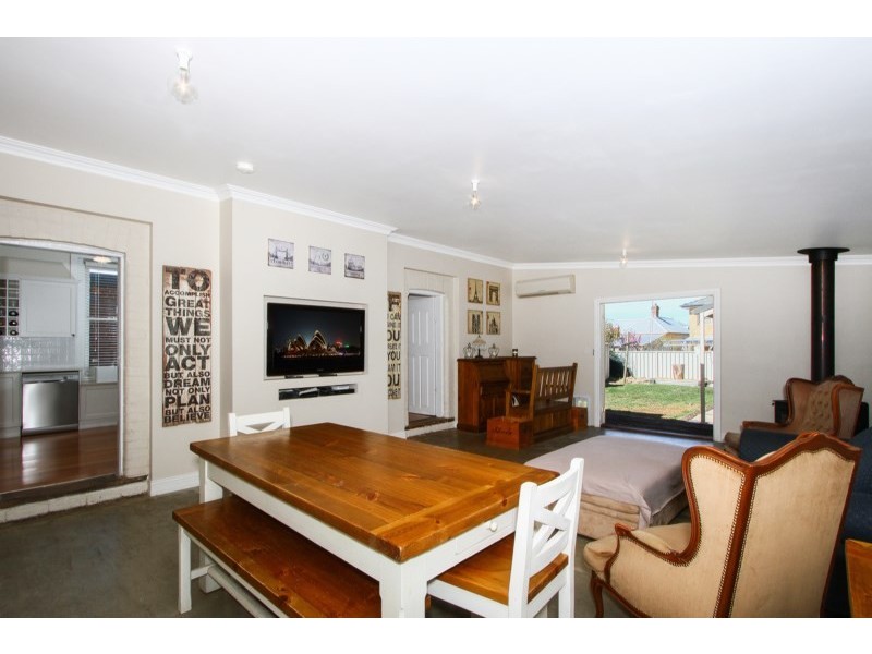 7 Park Street, Goulburn NSW 2580