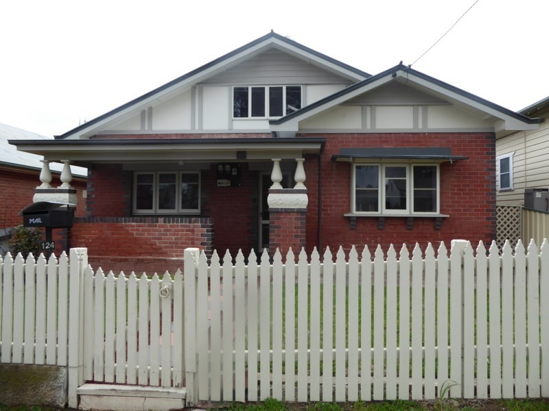 124 Faithfull Street, Goulburn NSW 2580