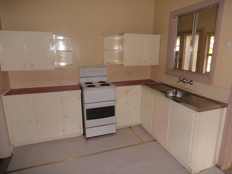 14 Gibson Street, Goulburn NSW 2580