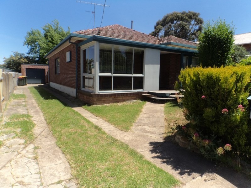 6 Opal Street, Goulburn NSW 2580