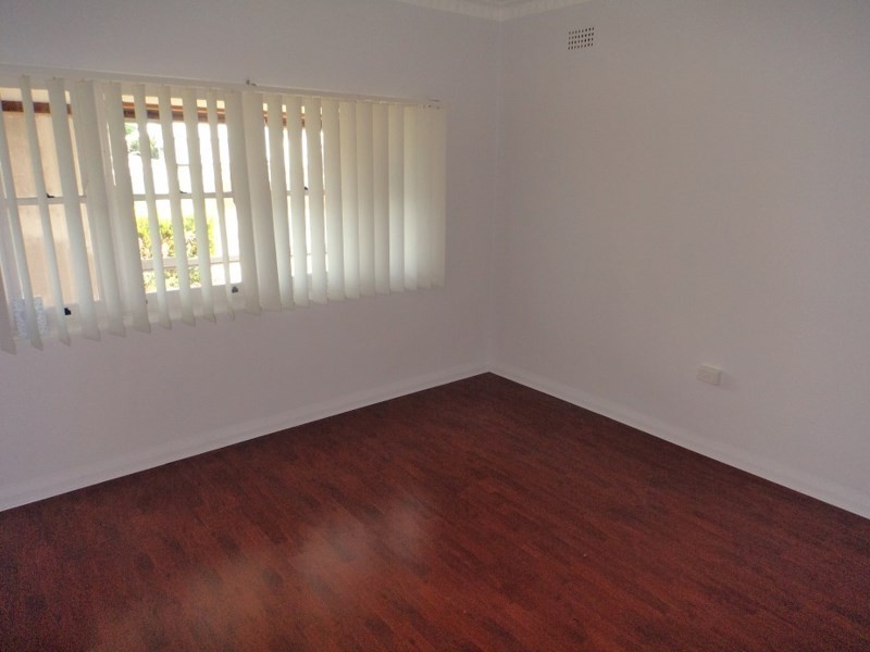 6 Opal Street, Goulburn NSW 2580