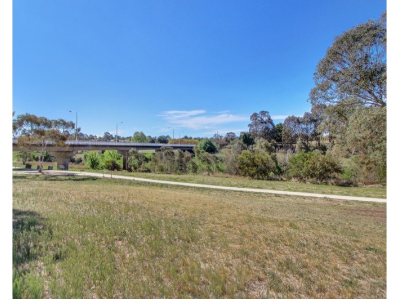 8/4 Albion Street, Goulburn NSW 2580