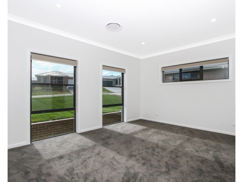 23 Redman Circuit, Goulburn NSW 2580