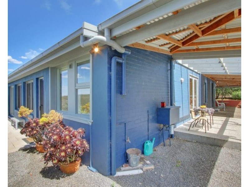 1639 Caoura Road, Tallong NSW 2579