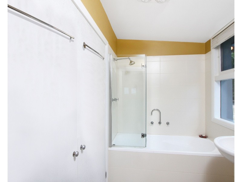 1639 Caoura Road, Tallong NSW 2579