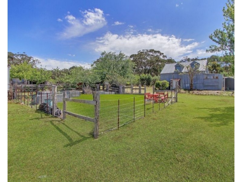 1639 Caoura Road, Tallong NSW 2579