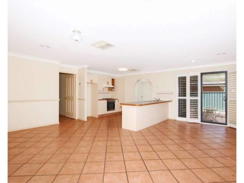 16 Rex Street, Goulburn NSW 2580