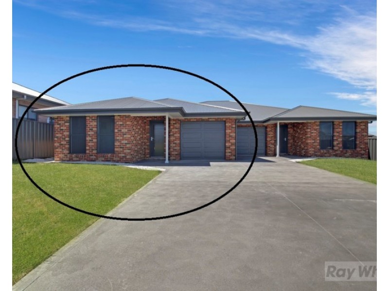 17A Mewburn Drive, Goulburn NSW 2580
