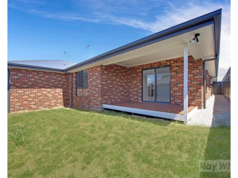 17A Mewburn Drive, Goulburn NSW 2580