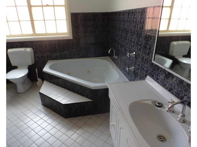 4/22 Church Street, Goulburn NSW 2580