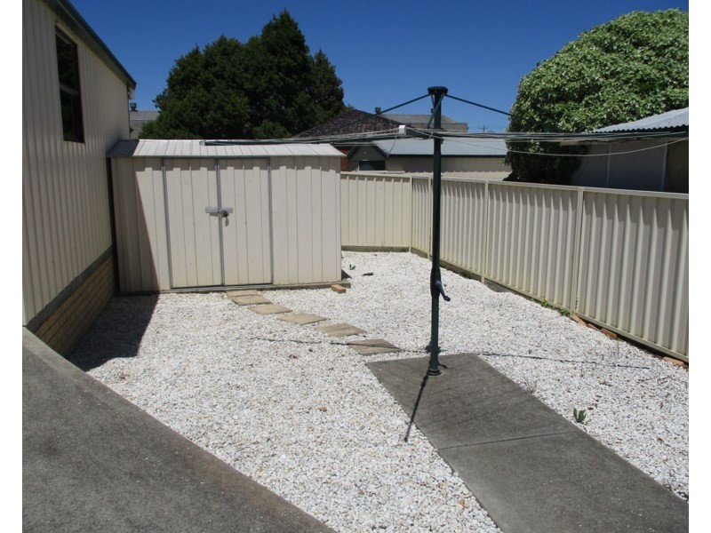 4 Davies Crescent, Goulburn NSW 2580