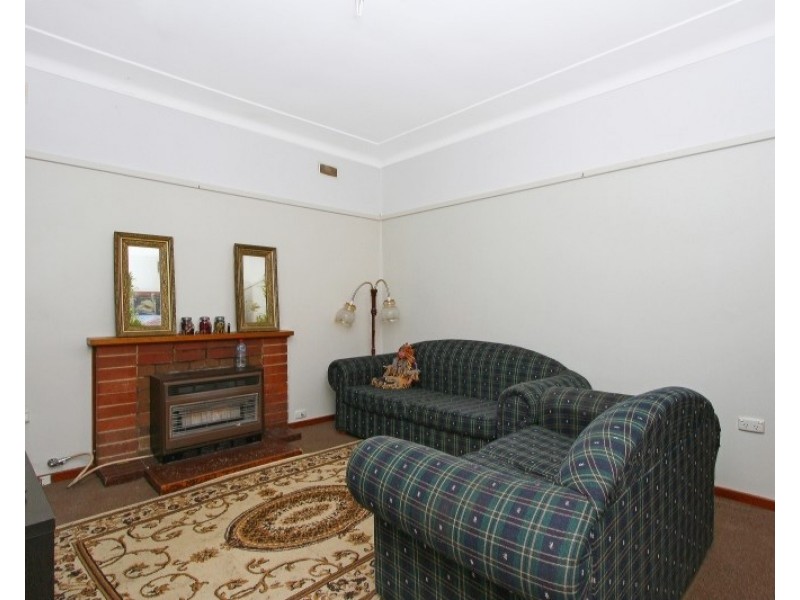 23 Wyatt Street, Goulburn NSW 2580