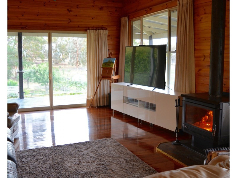 5 Prairie Oak Road, Marulan NSW 2579