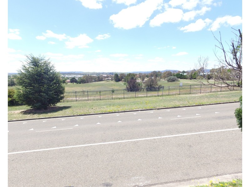 24 Mount Street, Goulburn NSW 2580