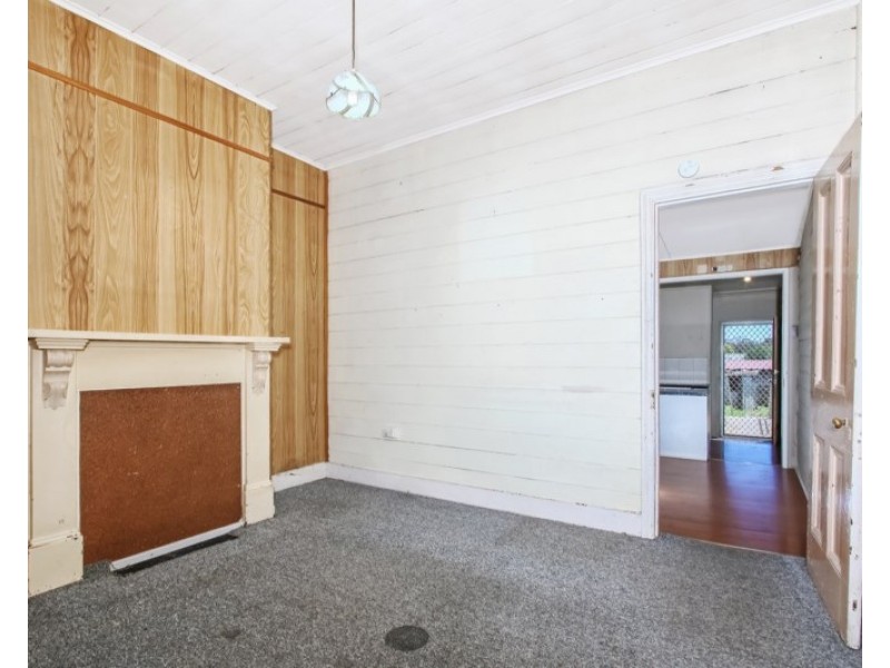 111 Addison Street, Goulburn NSW 2580