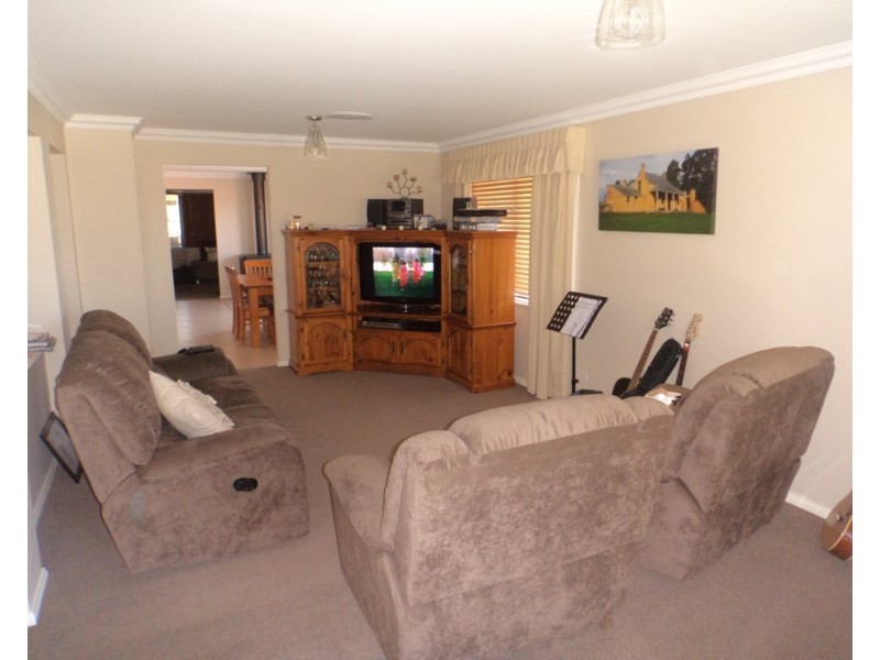 44 Ivy Lea Place, Goulburn NSW 2580