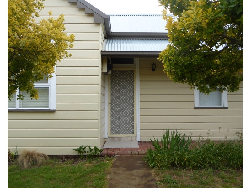 24 Wayo Street, Goulburn NSW 2580