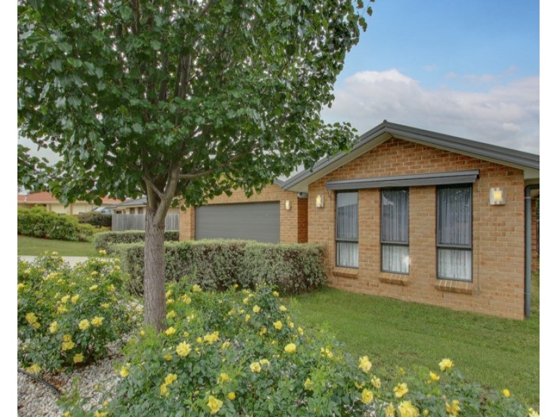 1 Carroll Place, Goulburn NSW 2580