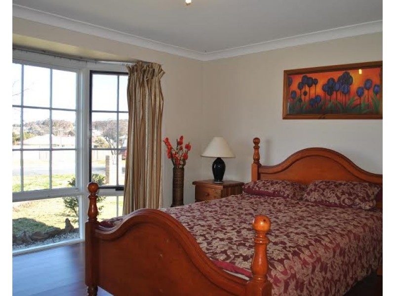 17 Sanita Street, Goulburn NSW 2580