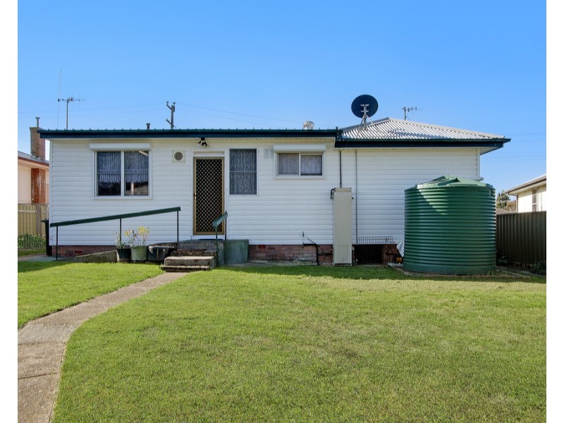 4 Elm Street, Goulburn NSW 2580